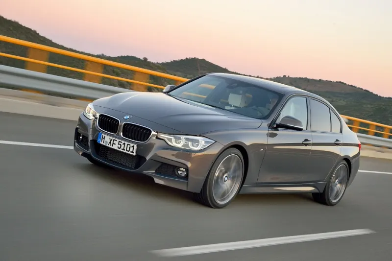 العيد الأربعون لمجموعة طرازات BMW الفئة الثالثة