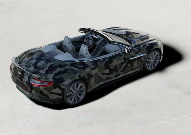 بالصور...سيارة “Camo’d Vanquish” نتاج تعاون بين أستون مارتن وفالنتينو