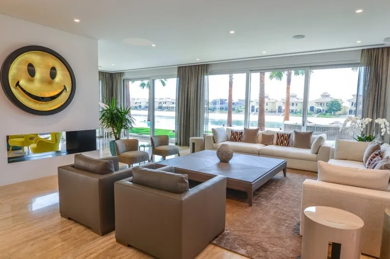 بالصور: فيلا في جميرا معروضة للبيع بـ 75 مليون درهم