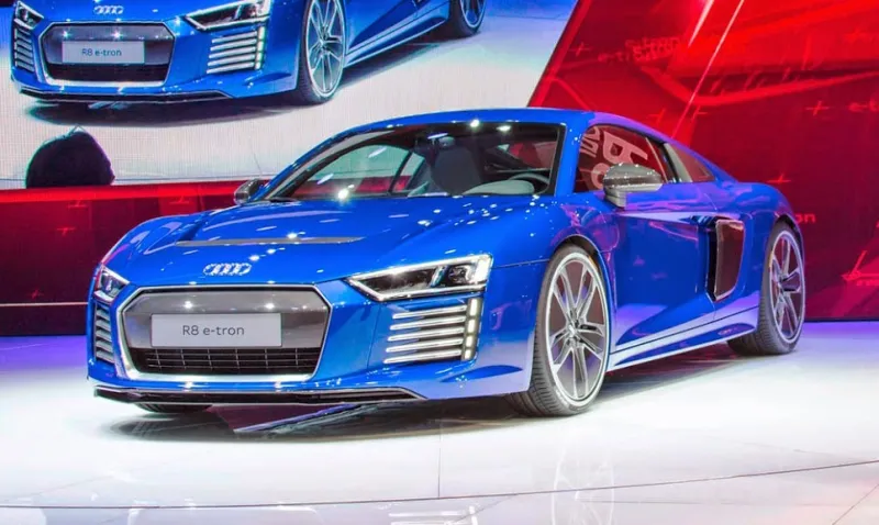 بالصور..“أودي” تكشف عن أول سيارة “ذاتية القيادة” من تصنيعها