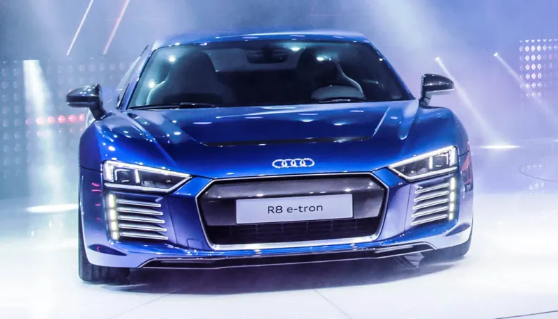 بالصور..“أودي” تكشف عن أول سيارة “ذاتية القيادة” من تصنيعها