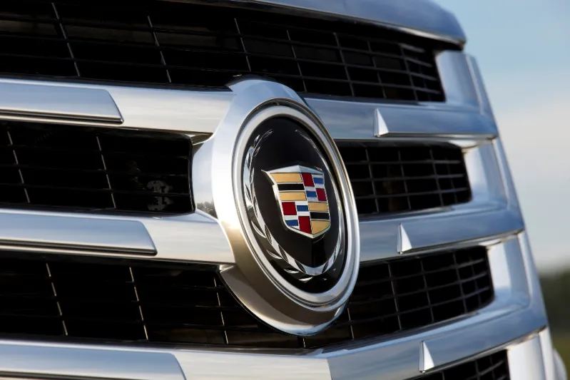  بالصور كاديلاك ايسكاليد 2015: هَيبة تفسح لك الطريق