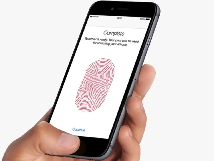 من يتفوق؟  "آيفون 6 بلس" ام "غالاكسي نوت 4"