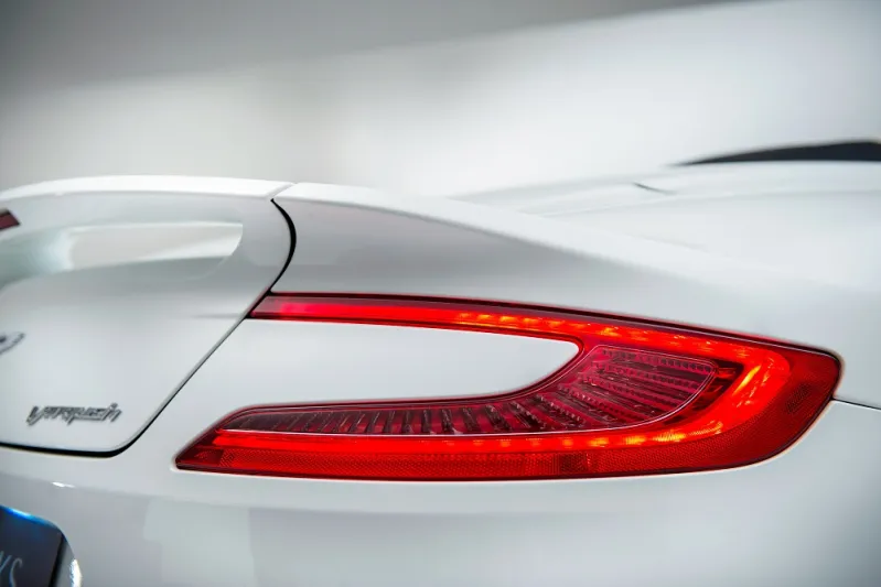 بالصور: 6  سيارات رياضية مثيرة في 2015