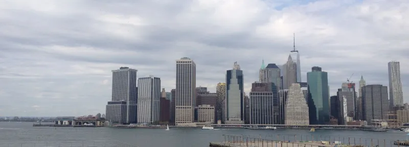 إدانة ثلاثة رجال بتهمة القفز من أعلى برج التجارة العالمي