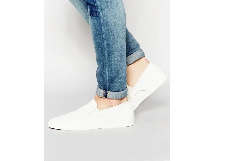 بالصور اليك حذاء الموسم بلا منازع!  