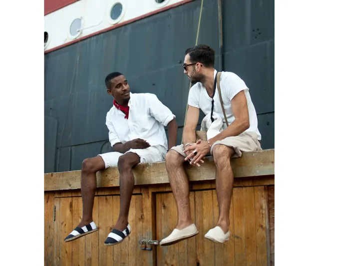 بالصور اليك حذاء الموسم بلا منازع!  