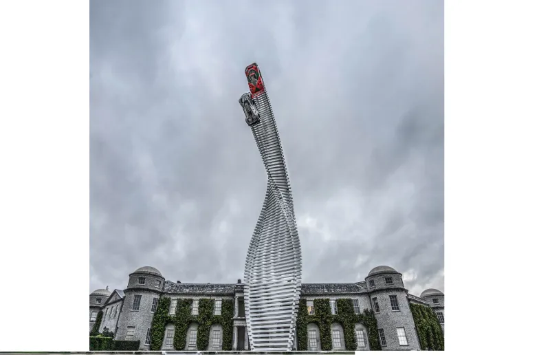 بالصور:شعار غودوود 2015 يحتفل بتاريخ مازدا الرياضي