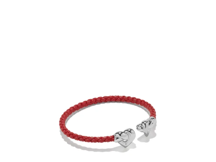 بالصور: لأسلوب متميز... لا تنسى السوار 