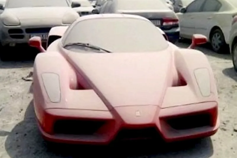 تحديد هوية صاحب “فيراري” المحجوزة في دبي..ثمنها مليون و 600 ألف دولار