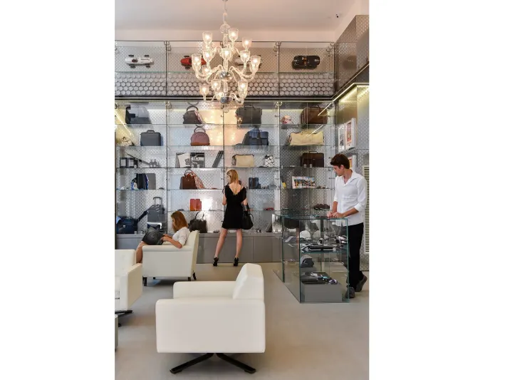 "كاسا مازيراتي" يفتح ابوابه في قلب ميلانو