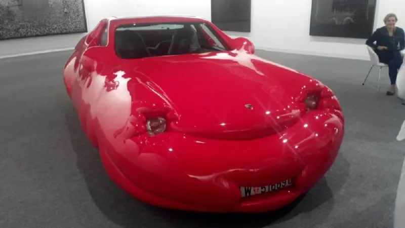 بالصور :أغرب الاعمال المعروضة في "فن ابوظبي"