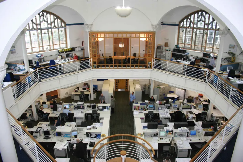 إنفوجراف| عزيزي المدير.. لا تضع الموظفين في مكاتب مفتوحة 