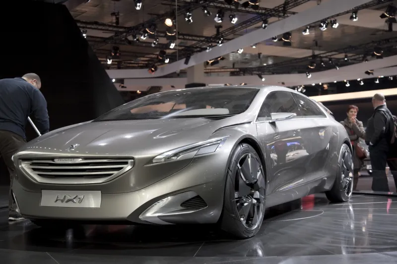 بالصور:بيجو HX1 للمنافسين " نحن هنا "