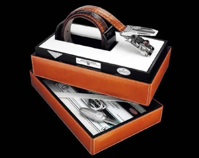 بالصور: حزام بوجاتى اغلى من سيارة كوفيت.