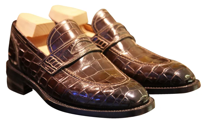 بالي تطلق الاحذية الفخمة حسب الطلب