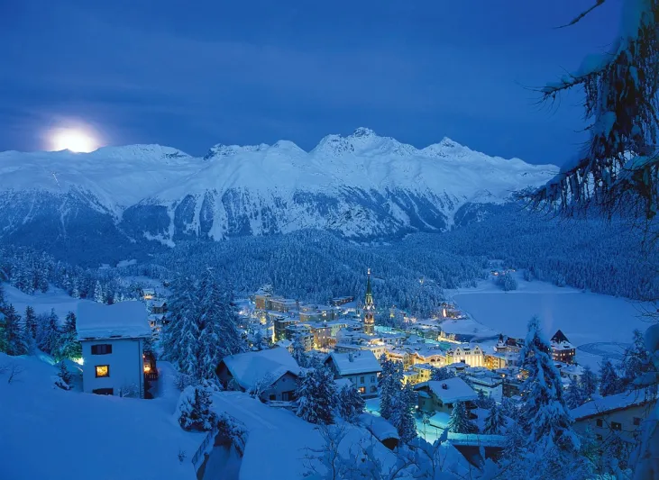 سان موريتزأنجادين: جوهرة مناطق جبال الألب وجنة الرياضات الثلجية