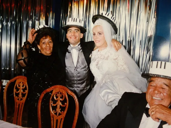 بالصور: نجوم الرياضة مع أمهاتهم