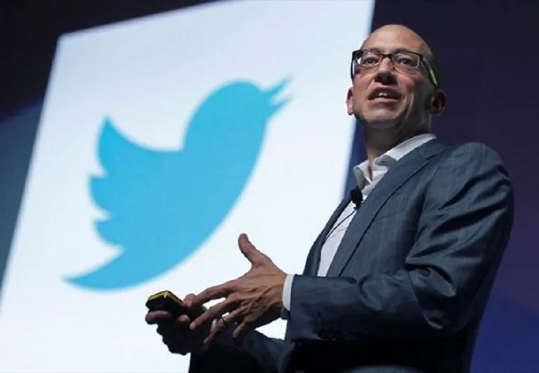 بالصور: تعرف على من يقف خلف تويتر .. فقراء تحولوا إلى أغنياء