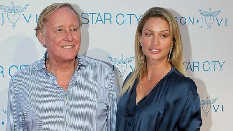 بالصور: تعرف على من يقف خلف تويتر .. فقراء تحولوا إلى أغنياء