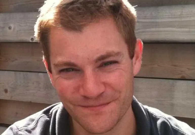 بالصور: تعرف على من يقف خلف تويتر .. فقراء تحولوا إلى أغنياء