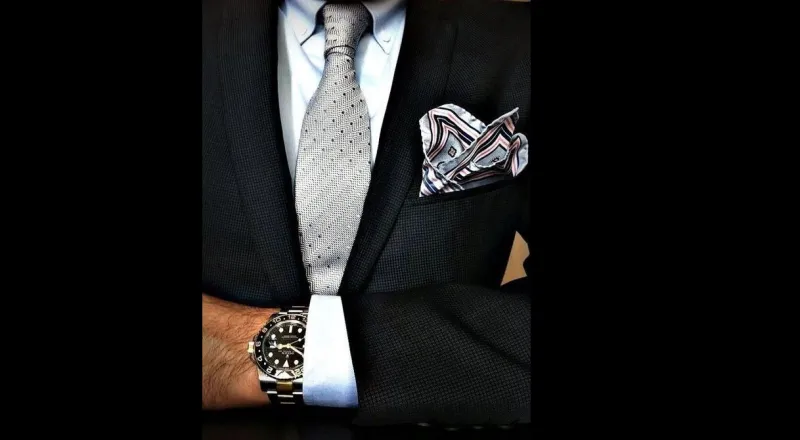 بالصور: 5 مفاتيح لاختيار منديل الجيب 