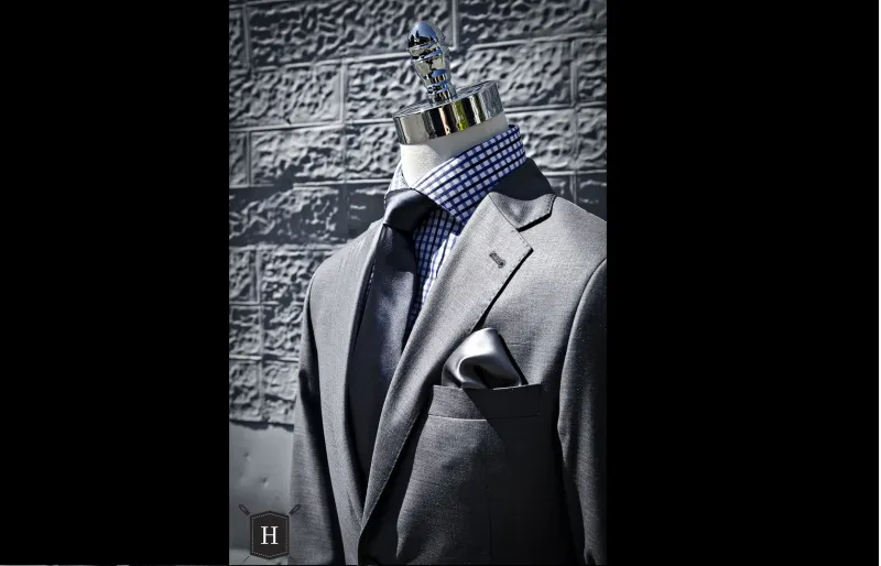 بالصور: 5 مفاتيح لاختيار منديل الجيب 