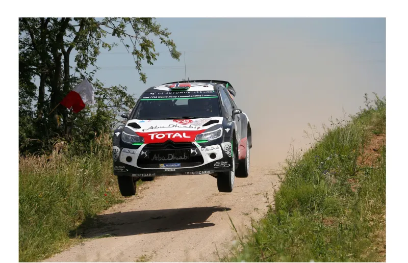 بالصور: فريق توتال ابوظبي يتألق في رالي بولندا 