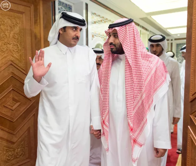 بالصور:حفل إفطار الملك سلمان إكراما للشيخ تميم أمير قطر 