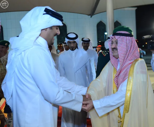 بالصور:حفل إفطار الملك سلمان إكراما للشيخ تميم أمير قطر 