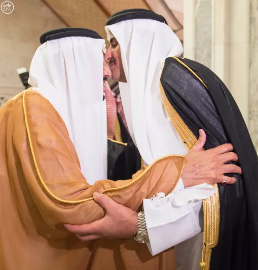 بالصور:حفل إفطار الملك سلمان إكراما للشيخ تميم أمير قطر 