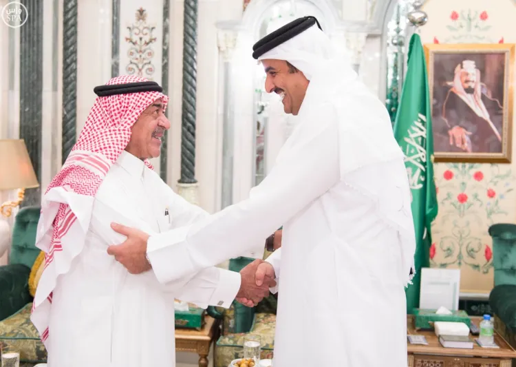 بالصور:حفل إفطار الملك سلمان إكراما للشيخ تميم أمير قطر 