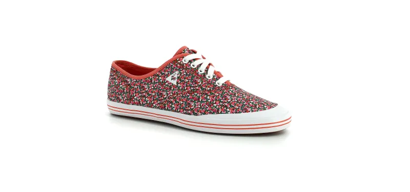 بالصور: لو كوك سبورتيف: أحذية كلاسيكية بلمسة عصرية 