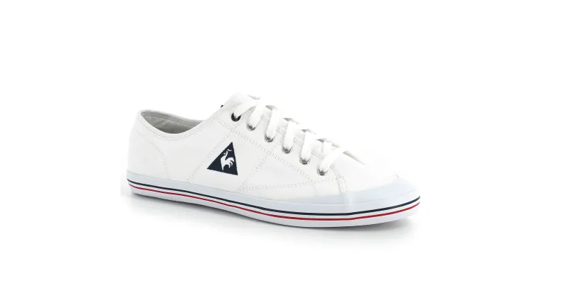 بالصور: لو كوك سبورتيف: أحذية كلاسيكية بلمسة عصرية 