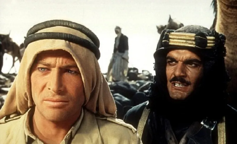 صور نادرة للفنان العالمي عمر الشريف 