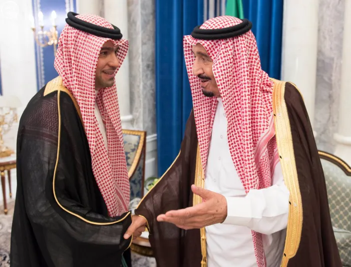 بالصور: أمام خادم الحرمين الشريفين .. أمير الحدود الشمالية ووزير الإسكان يؤديان القسم