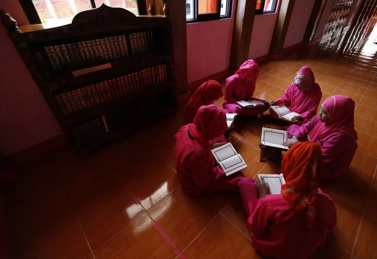 بالصور : ديماوكوم المسجد الزهري في الفلبين.