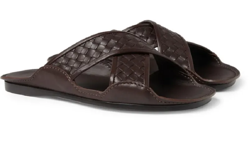 بالصور: تذكر هذه الامور عند انتعال الصندل