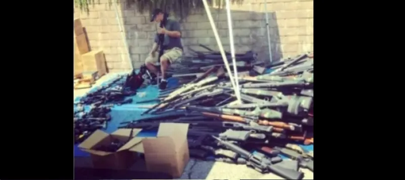 بالصور 1200 سلاح ناري في منزل رجل ميت في لوس أنجليس