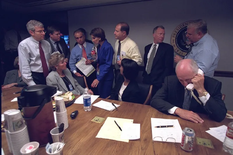 صور للمرة الاولى توضح صدمة الادارة الامريكية بعد 11 سبتمبر