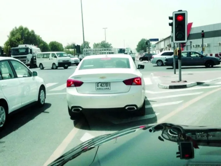 10 مخالفات مرورية لا تعرف عنها في دبي وكم تكلفك