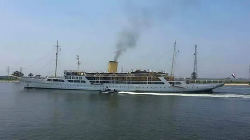 بالصور والفيديو: المحروسة ..اليخت الملكي المصري 