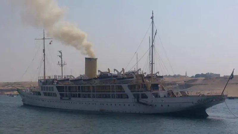 بالصور والفيديو: المحروسة ..اليخت الملكي المصري 