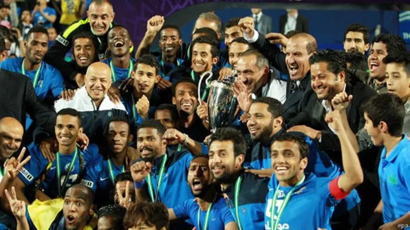 بالصور: للمرة الأولى الهلال السعودي بطل السوبر 