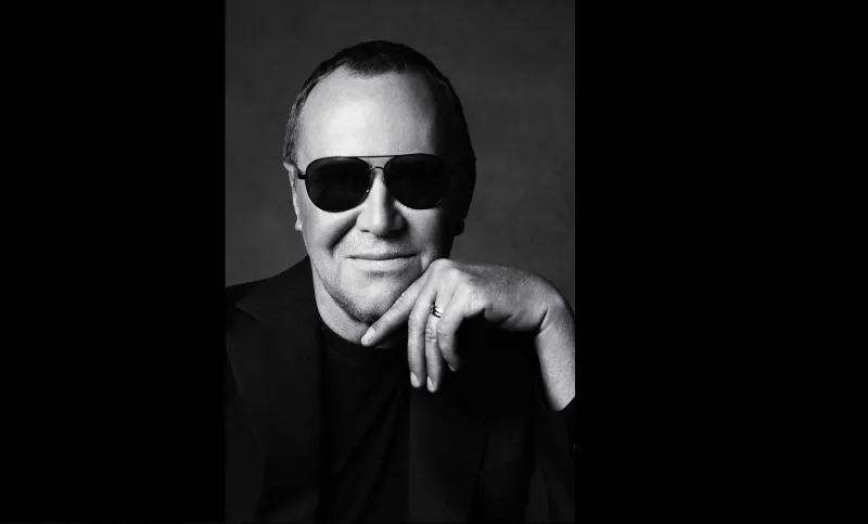 المصمم العالمي مايكل كورس لـ "الرجل" :  المظهر المثالي غير محبب دائما