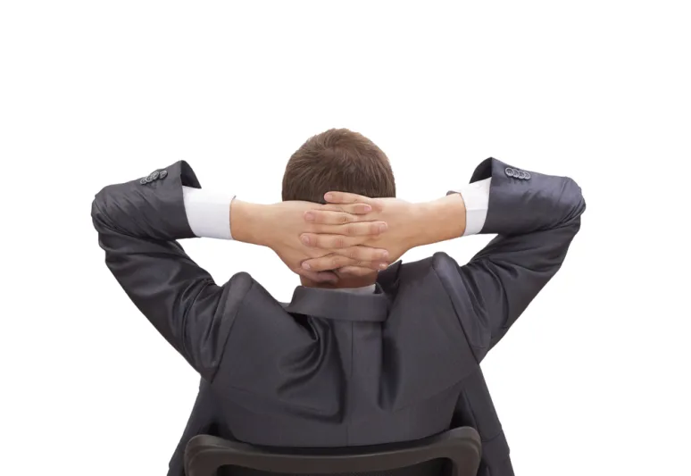 دراسة تكشف المرض الأكثر انتشاراً بين الزملاء في العمل