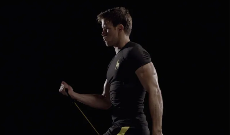 بالصور: لن تصدق مزايا هذا القميص الذكي من "رالف لورين" 