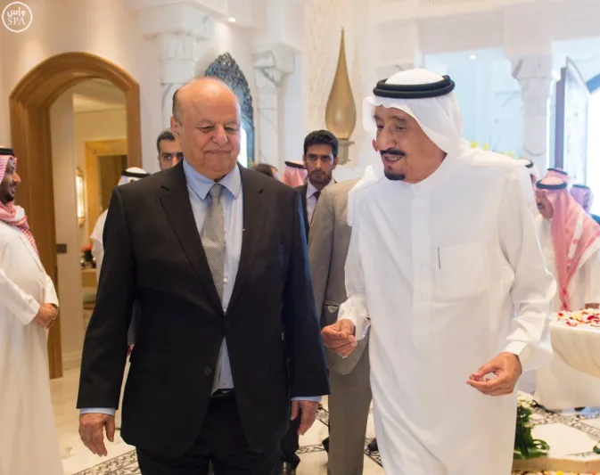 بالصور: خادم الحرمين الشريفين يستضيف الرئيس اليمني 