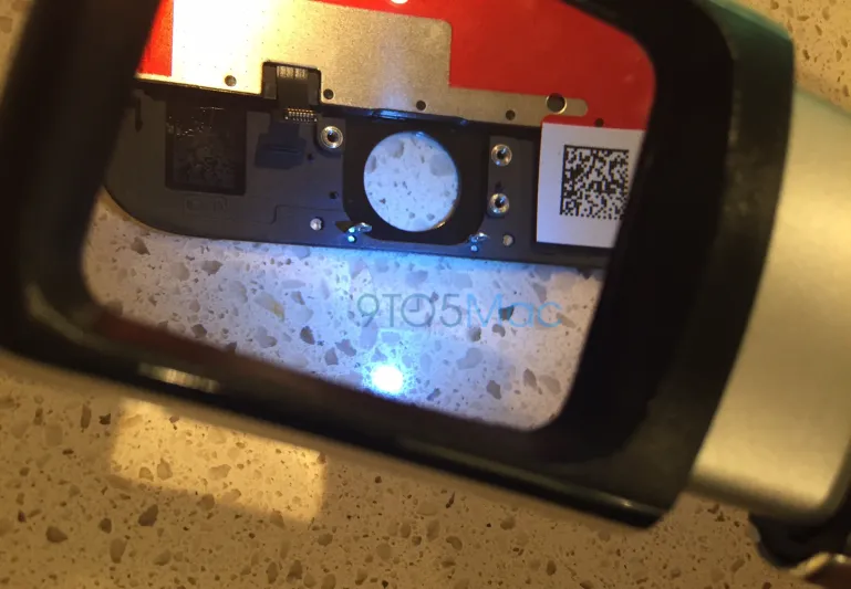 صور جديدة للايفون 6S تظهر حجم الكاميرا الأمامية 