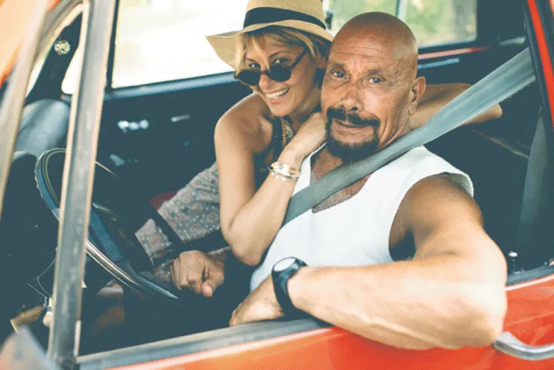 بالصور: هل يبدو أن عمره  95 عاما ؟